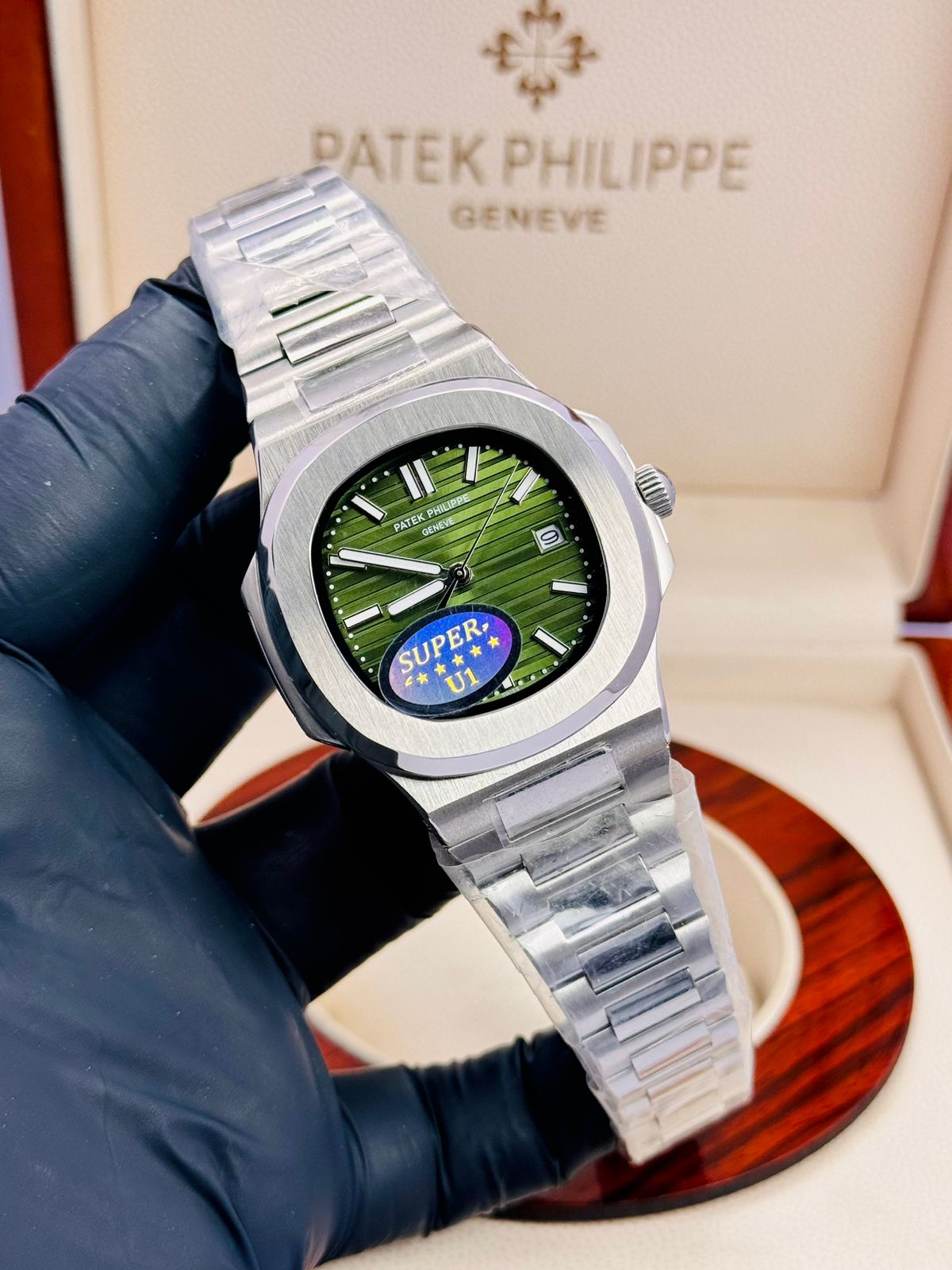 Patek Philippe Watch – The Art of Timeless Luxury