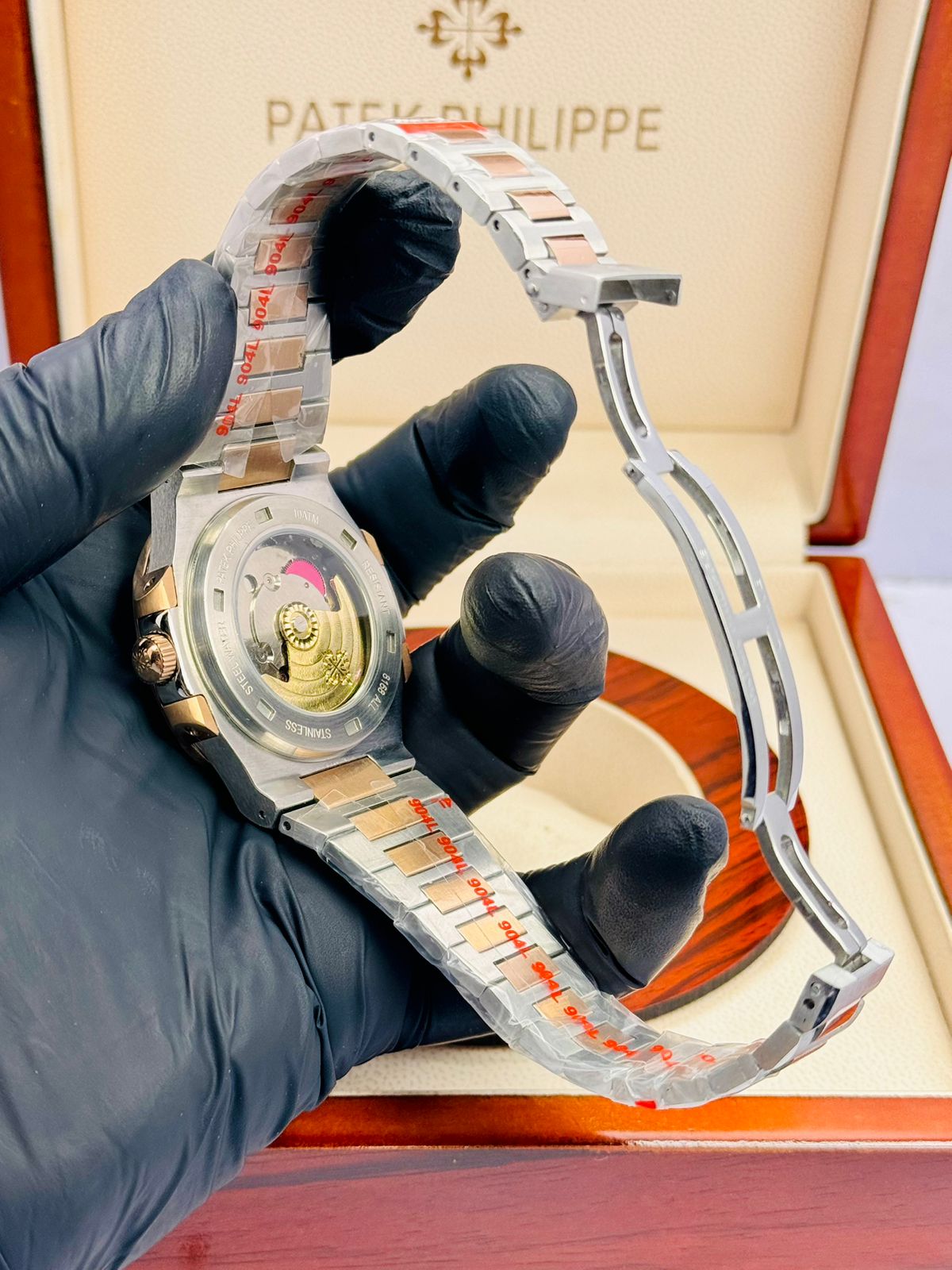 Patek Philippe Watch – GOLD RING DAIL